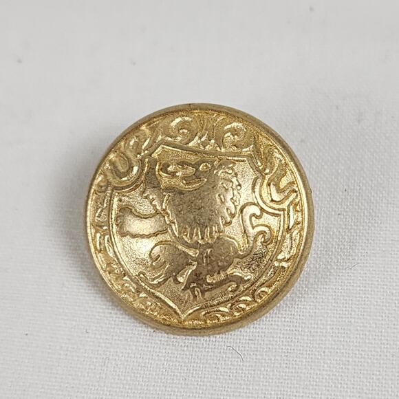 Vintage Heraldic Shield Gold Buttons Shank Lion Leon Military Style Coat of Arms - Picture 2 of 6